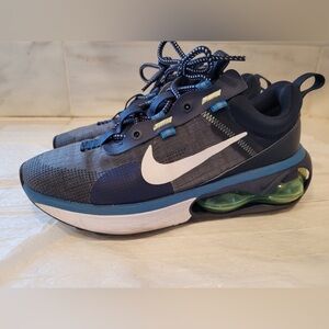 Nike air max size 9
